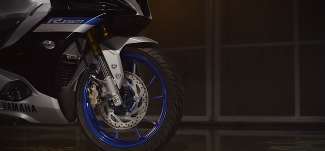 Dual-channel ABS pada Yamaha R15 generasi terbaru Foto: Yamaha India
