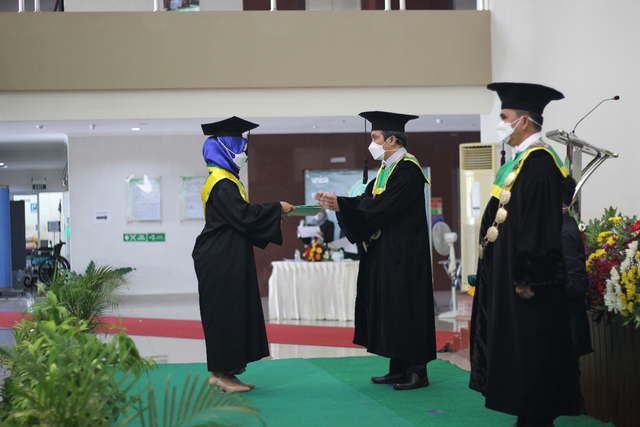 369 Mahasiswa UNISA Diwisuda Secara Hybrid (169534)