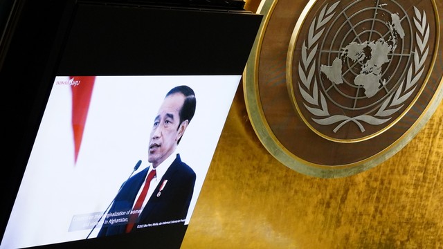 Presiden Joko widodo hadir secara virtual pada agenda Sidang Umum PBB ke-76 di New York, AS, Rabu (22/9). Foto: Kemlu RI