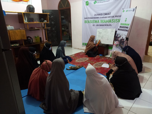 Pelatihan Desain Grafis Penerima Beasiswa IZI - UPZDK PermataBank Syariah (28598)
