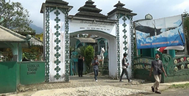Gerbang 'Istana' kerajaan Angling Dharma di Pandeglang. Foto: Dok. Istimewa