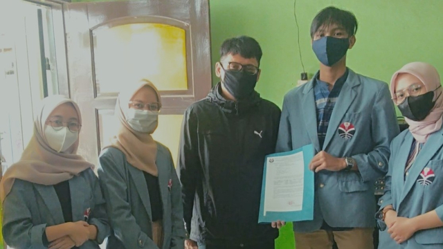 Kontribusi UPI Melalui Program Literasi pada KKN Tematik 2021 (190660)