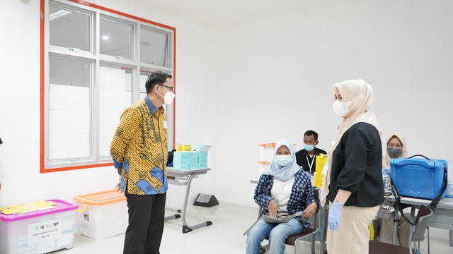 Dukung Perkuliahan Hybrid Itera Mulai Vaksinasi Mahasiswa (245797)