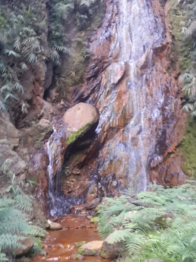 Curug Cikoneng, lokasi penemuan Gibran saat hilang di Gunung Guntur, Garut. Foto: Dok. Istimewa