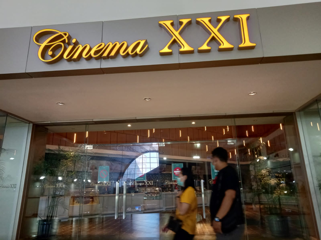 Situasi dari luar lobi Bioskop Cinema XXI yang ada di Mall Boemi Kedaton tak ada pengunjung, Sabtu (25/9) | Foto : Sidik Aryono/Lampung Geh