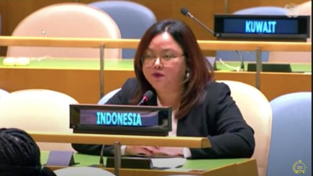 Sekretaris Ketiga Perwakilan Tetap RI New York, Sindy Nur Fitri, memberikan hak jawab soal tuduhan pelanggaran HAM di Papua di Sidang Umum PBB, Minggu (26/9). Foto: YouTube/MoFA Indonesia