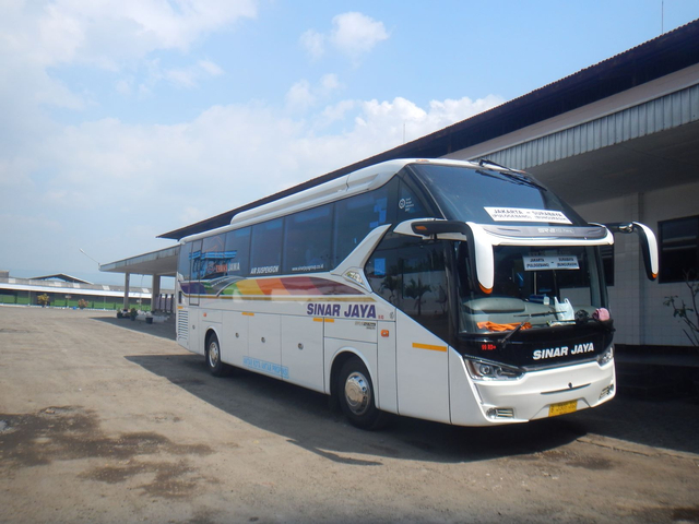 Bus Hino Sinar Jaya. Foto: dok. Hino