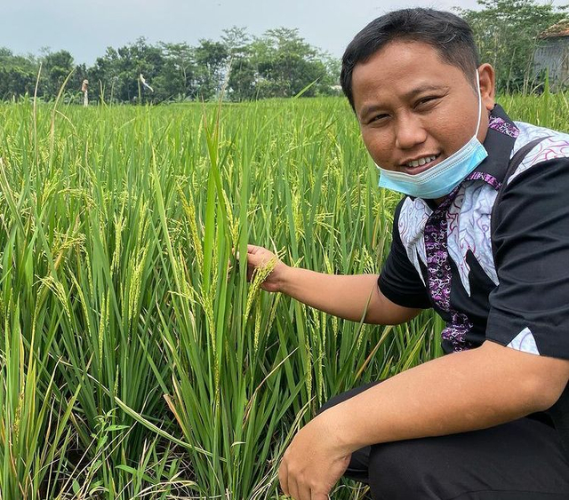 Jarang Muncul di Layar Kaca, 4 Artis Ini Tekuni Bidang Pertanian (12173)