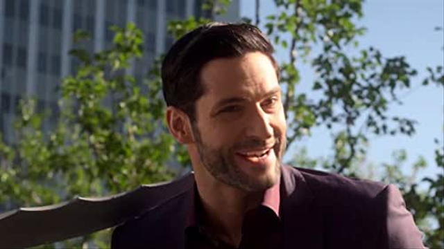 Pemain Lucifer, Simak 3 Fakta Menarik Tom Ellis Yang Super Ganteng ...