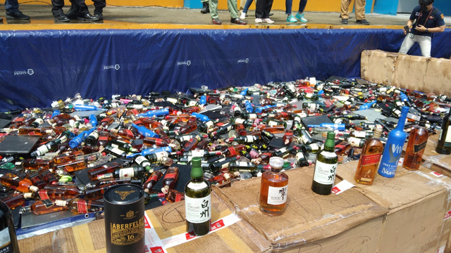 Bea Cukai Bandar Lampung Musnahkan Puluhan Juta Barang Ilegal (4)