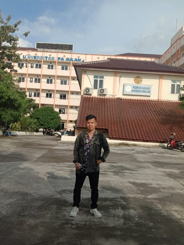 Gedung Universitas Pamulang. Sumber: Dokumen Pribadi