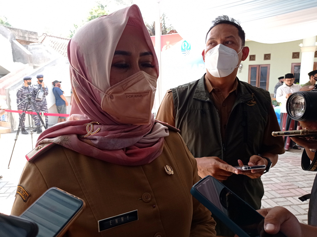 Kepala Dinas Kesehatan (Dinkes) Kabupaten Cirebon Eni Suhaeni. FOTO: Anatasya/CIREMAITODAY