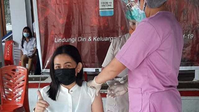 Vaksinasi COVID-19 di Kabupaten Kepulauan Sitaro