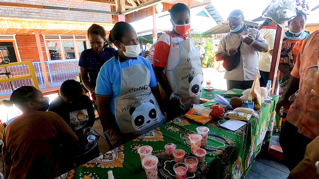 Cobain Yuk, Es Krim Sagu dari Papua (31879)