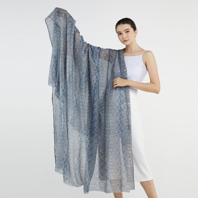 Yuk, Tampil Kece Menggunakan Batik dari 5 Jenama Lokal Ini! (237450)