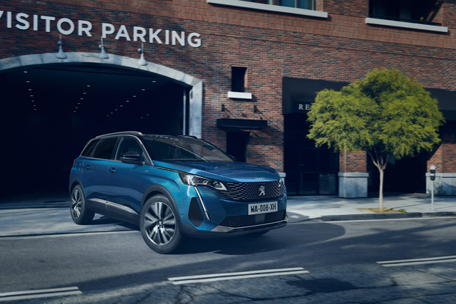 Tampilan depan Peugeot 5008 Facelift Foto: dok. Peugeot