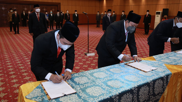 Menag Resmi Lantik Aktivis Muhammadiyah, Prof Hilman Latief, Jadi Dirjen Haji (9664)