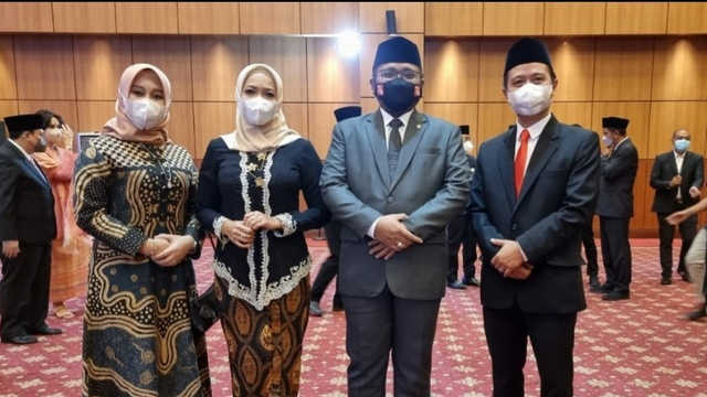 Menteri Agama Yaqut Cholil Qoumas dan Dirjen Penyelenggaraan Haji dan Umrah Prof Hilman Latief. Foto: Dok. Istimewa