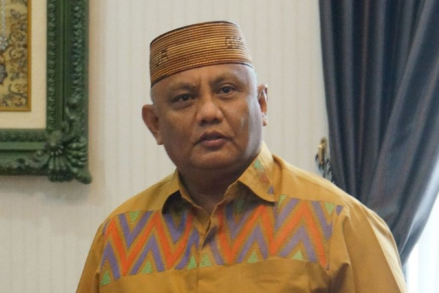 Polling: Mensos Risma Disarankan Bisa Tahan Diri dan Tak Marah-marah, Setuju? (5490)