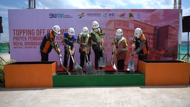 Nindya Karya Topping Off Proyek Rumah Sakit Khusus Otak dan Jantung Milik Pertamedika. Foto: Dok. Istimewa