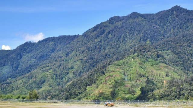 Pegunungan di Kabupaten Intan Jaya, Papua. Foto: Shutter Stock