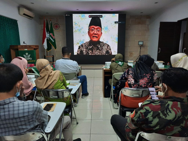 Pimpinan Wilayah Pemuda Muhammadiyah Bali menggelar Seminar Nasional Gerakan Revolusi Mental, Sabtu 2 Oktober 2021.v