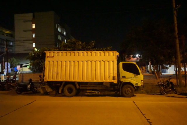 Hendak Putar Balik, Mobil Truk Minimarket Tabrak Avanza di Bypass Bandar Lampung (281633)