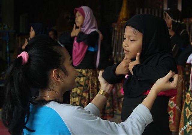 Contoh Dongeng Sunda Pendek untuk Pengantar Tidur Anak (82963)