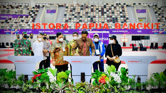 Presiden Joko Widodo meresmikan venue PON XX Papua. Foto: Dok. Nindya Karya