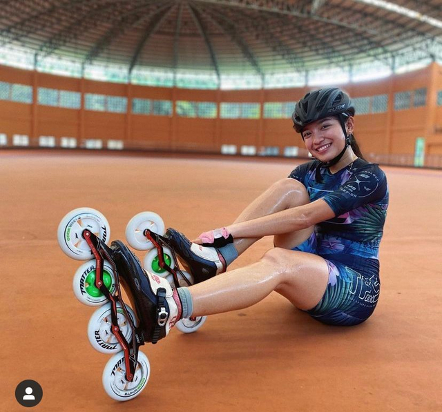 Atlet sepatu roda, Dinda Salsabila. Foto: Instagram @dindasabilajh  