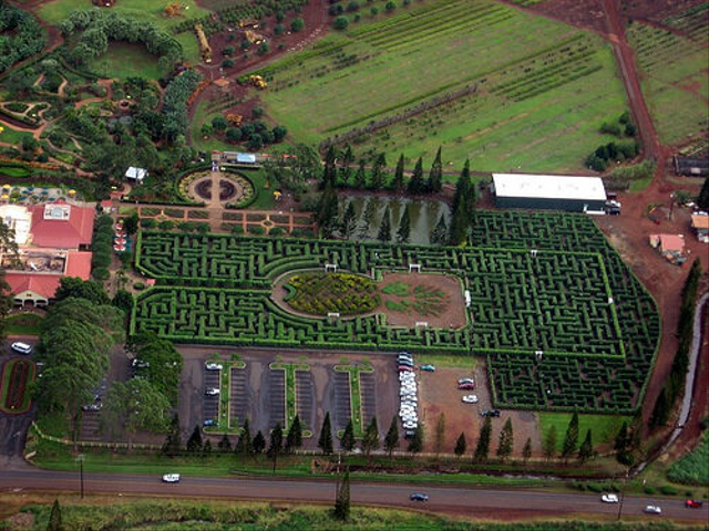 10 Labirin Paling Rumit di Dunia, Berani Coba? | kumparan.com