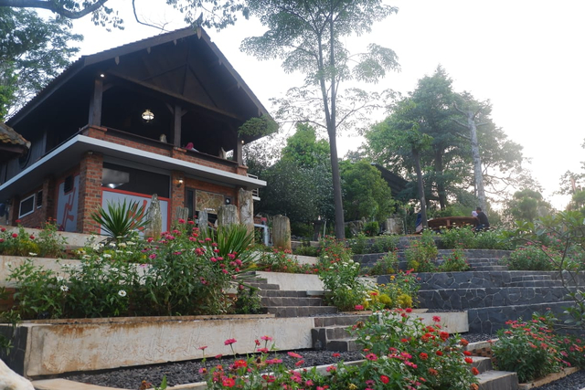 Lembah Batu Heritage Hadirkan Resto Bernuansa Back to Nature Dihiasi Batu Alam (7)