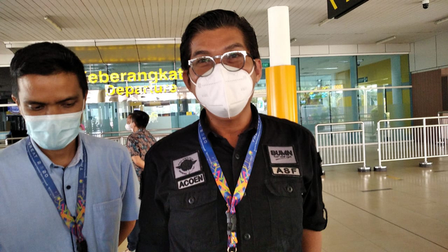 Executive General Manager (EGM) Bandara Sultan Thaha Jambi, Agus Supriyanto yang akrab disapa Acoen. (Foto: M Sobar Alfahri/Jambikita.id)