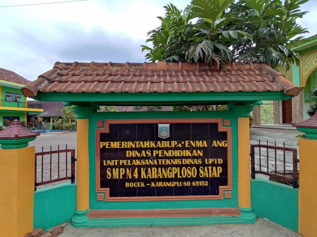 Tempat Pelaksanaan Sekolah Digital Dengan LMS, PMM-UMM Kel. 48 Gel.13 Bersama dengan Guru di SMPN 4 KARANGPLOSO SATU ATAP, Desa Bocek, Kabupaten Malang, Jawa Timur, Rabu(1/10)