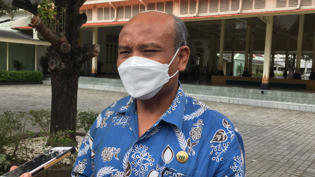 Assisten I Sekda DIY yang juga Ketua Percepatan Vaksinasi COVID-19 DIY Sumadi. Foto: Arfiansyah Panji Purnandaru/kumparan