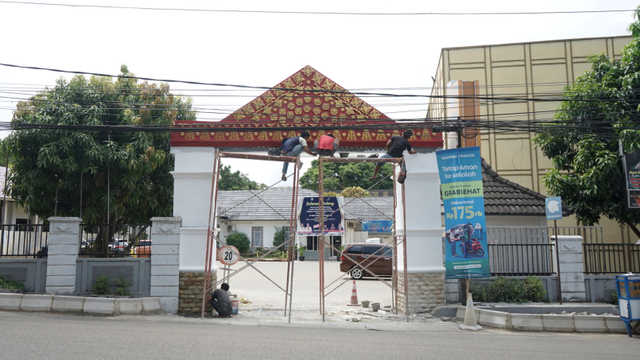 Foto: Sejumlah Kantor Pemerintahan di Sumsel Dihiasi Ornamen Tanjak (496090)