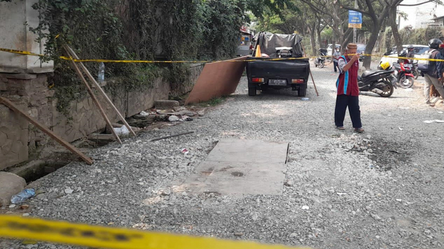Lokasi tiga orang yang tewas saat cek got di Perumahan Taman Royal, Kecamatan Cipondoh, Kota Tangerang, Kamis, (7/10). Foto: Dok. Istimewa