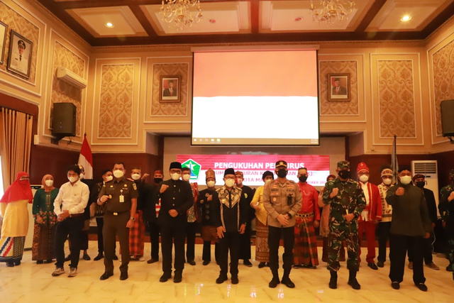 Wali Kota Malang Kukuhkan Pengurus Forum Pembauran Kebangsaan (134208)