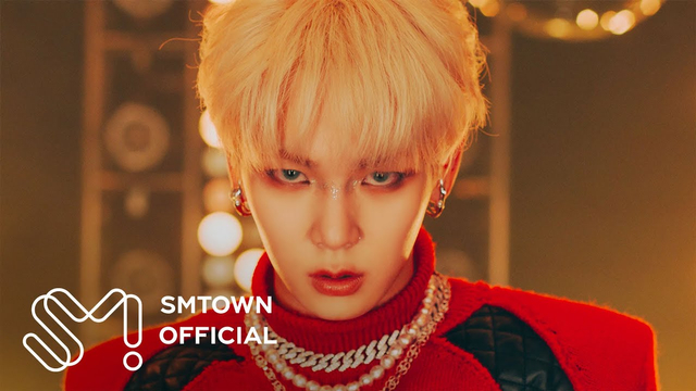 Key SHINee dalam cuplikan video musik lagu "Bad Love". Sumber: Youtube SMTown Official