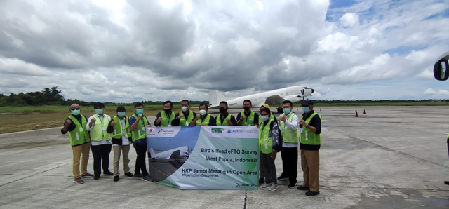 Pertama Di Asia Pesawat Berteknologi Eftg Lakukan Survei Wilayah Migas Kumparan Com<script async src=