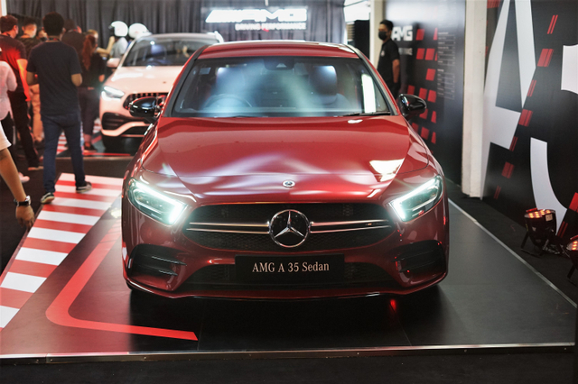 New Mercedes-AMG A 35 4MATIC Sedan rakitan Wanaherang Bogor. Foto: Muhammad Ikbal/kumparan