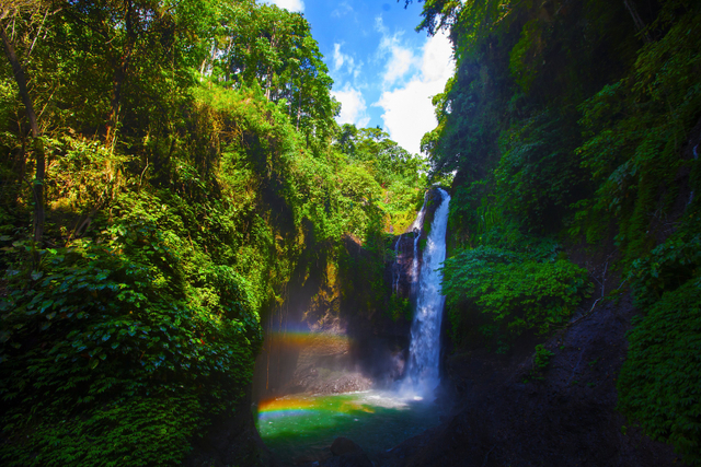 Air Terjun Aling Aling, Bali. Foto: Shutterstock