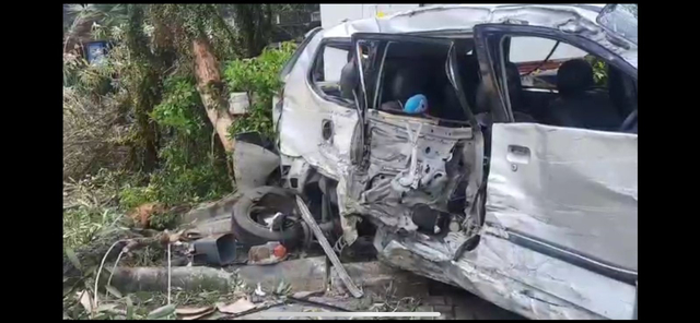 Kondisi GT Sentul Barat dan kantor PT Marga Sarana Jabar yang ditabrak Bus Cahaya Bakti Utama. Foto: Dok. Istimewa