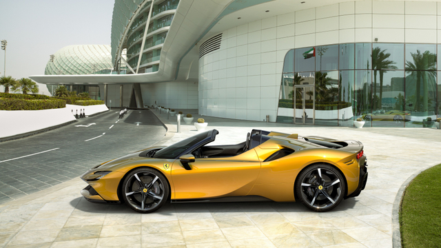Ferrari SF90 Spider Mengaspal di Indonesia, Supercar Konvertibel Bertenaga PHEV (259427)