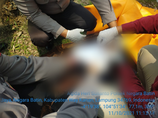 Diduga Tersengat Listrik, Pria Tanpa Identitas di Way Kanan Ditemukan Tewas (2)