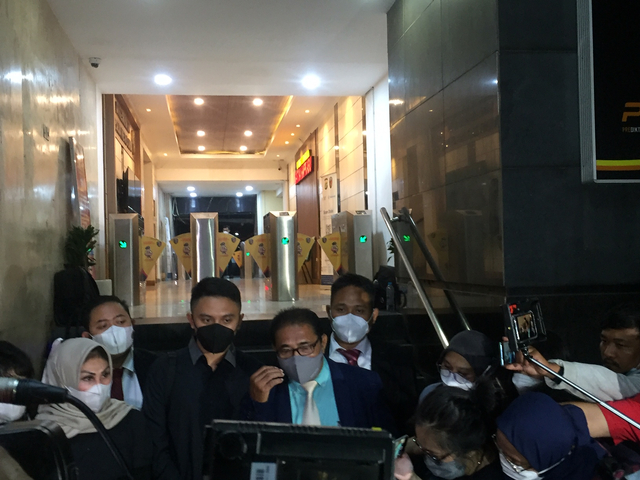 Terjerat Kasus Penipuan Penerimaan CPNS, Anak Nia Daniaty Mengaku Menyesal (8606)