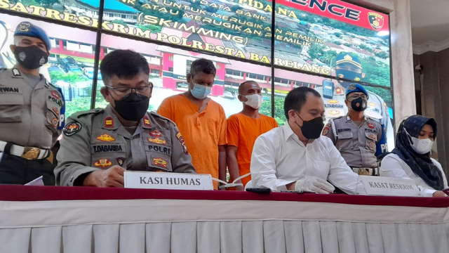 Polisi Ringkus Pelaku Kejahatan Skimming Asal Srilanka di Batam (190996)