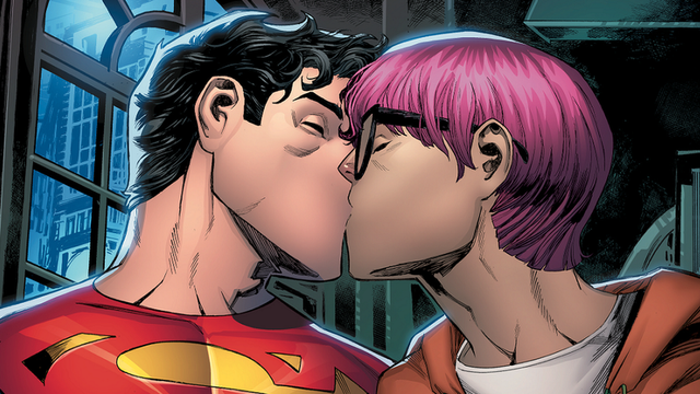 Dalam komik yang akan diterbitkan dalam waktu dekat, Superman digambarkan menjalin hubungan romantis dengan temannya, seorang pria dengan rambut berwarna merah muda, yang dilaporkan bernama Jay Nakamura.