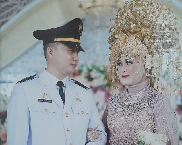 Foto pernikahan Suci dan sang suami ASN di Ogan Komering Ilir, Sumsel. Foto: Instagram @sucidrma