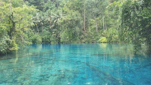 Destinasi wisata, Danau Paisupok yang terletak di Desa Luk Panenteng, Kecamatan Bulagi Utara, Kabupaten Banggai Kepulauan. Foto: Tim PaluPoso